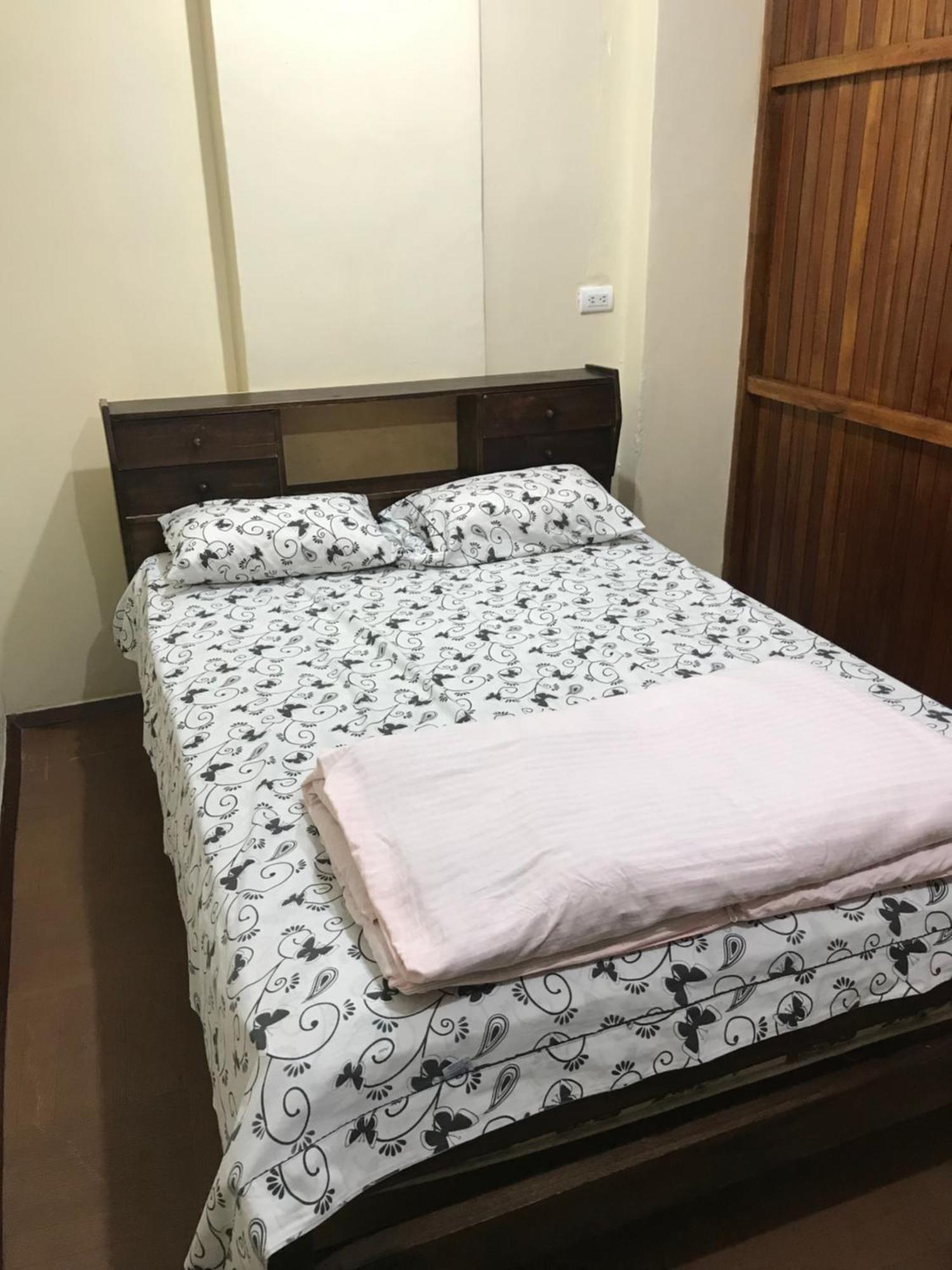 Albergue Camry Backpackers佳美背包客旅馆 Cuenca Extérieur photo